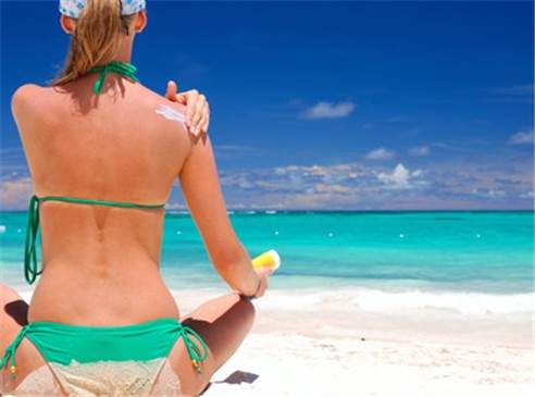 PROTEGGI LA TUA PELLE DAI RAGGI SOLARI Mc Mazzaggio